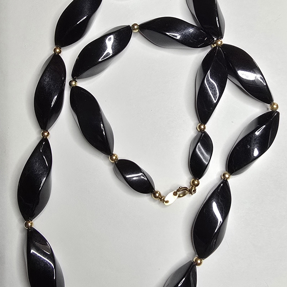Elegant Black and Gold Women's Necklace